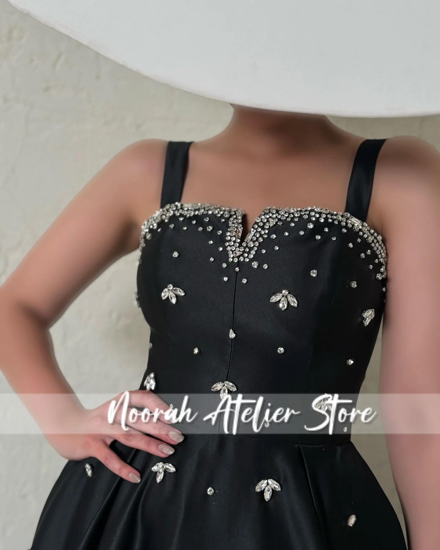 Nuevo Halter azul rebordear lujosos Vestidos de noche para mujer 2025 Dubai Aline Vestidos de celebridades vestido de fiesta Vestidos personalizados
