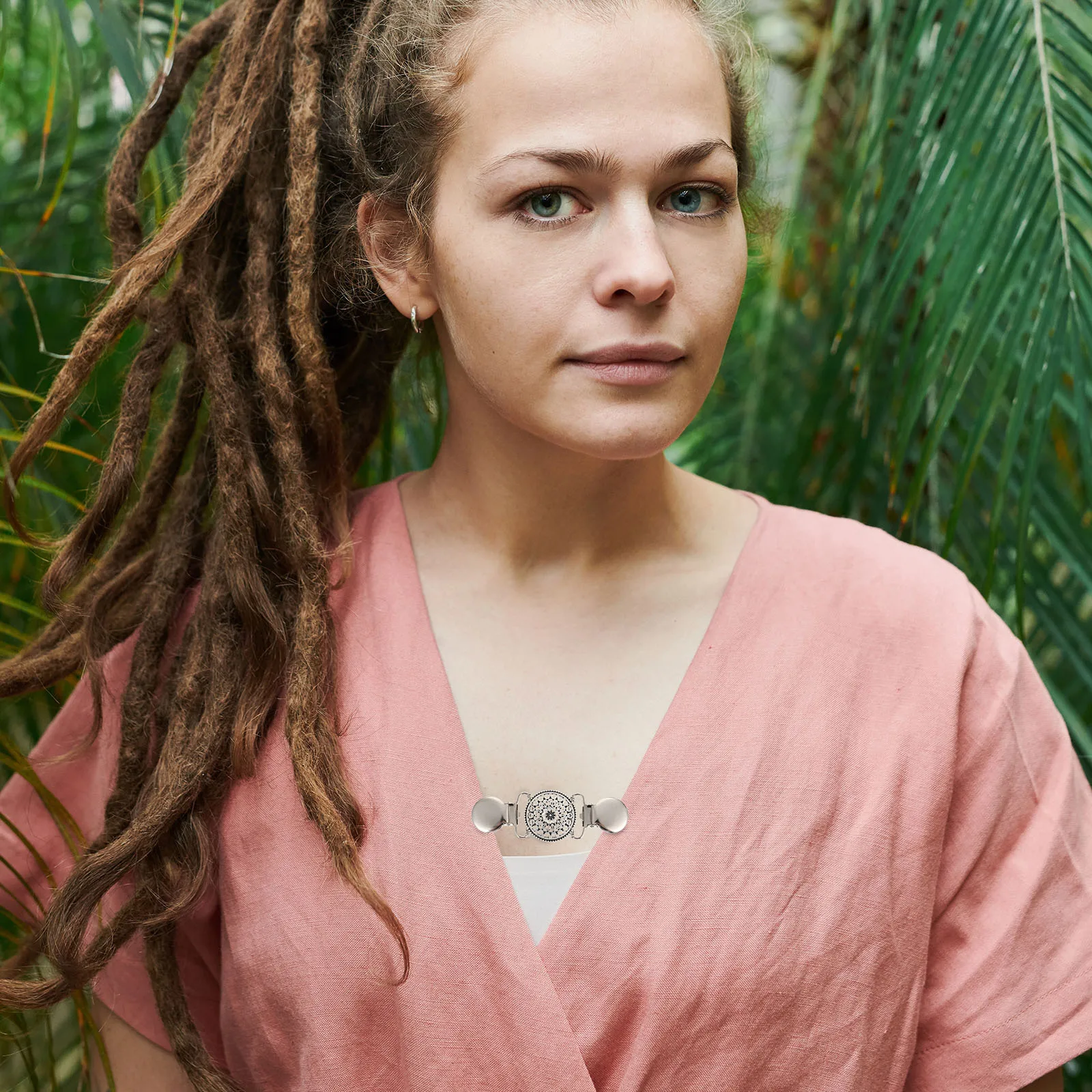 2 stücke Vintage Strickjacke Clips Für Frauen Schal Pullover Kleid Hemd Cape Kragen Pin Brosche Stilvolle Elegante Accessoire Geschenk