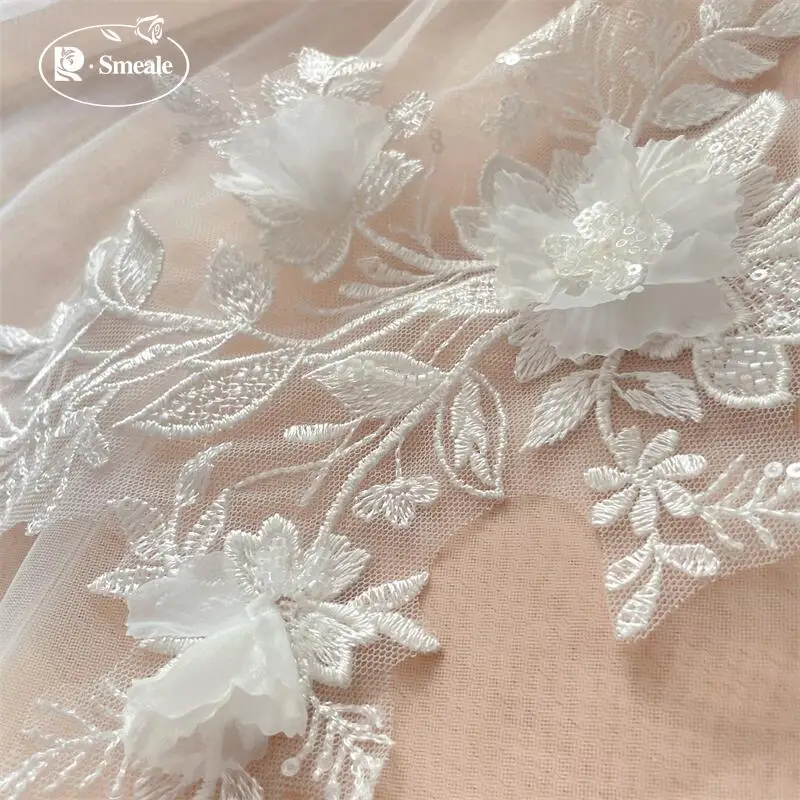 Weiße 3D-Applikationen mit Perlen, Spiegelblumen, Blumenblätter, Stickerei für Hochzeitskleider, Kopfschmuck, DIY-Nähzubehör, Patch. – Detail 3