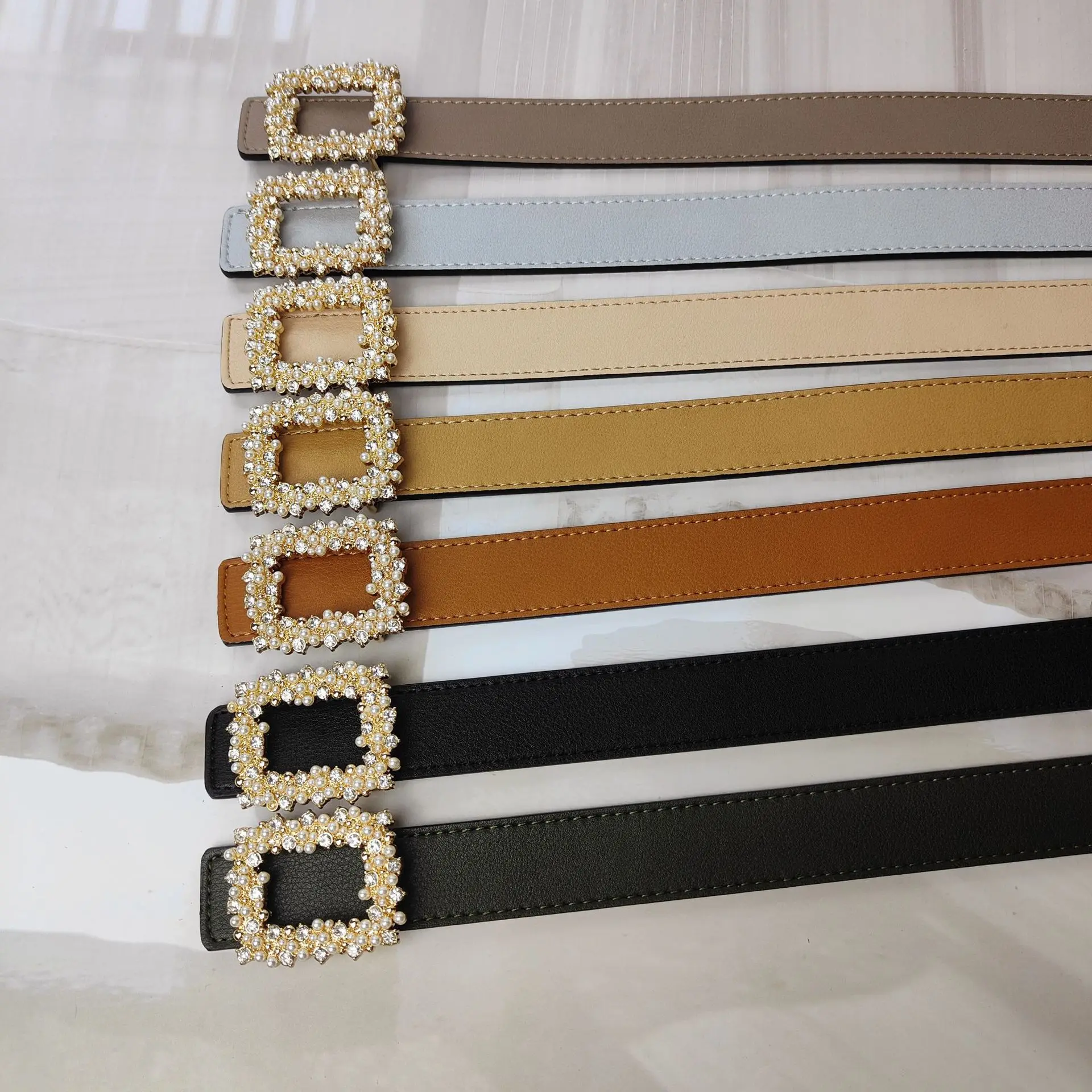 

New Lychee Pattern Cowhide Belt for Women Square Pearl Diamond Smooth Buckle Simple and Versatile Jeans Belt for Women