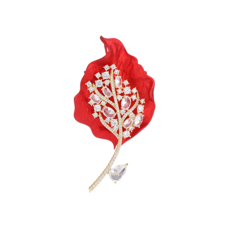 Брошь в виде красного листа, слегка инкрустированный цирконом, элегантная булавка с темпераментом, аксессуары для пальто