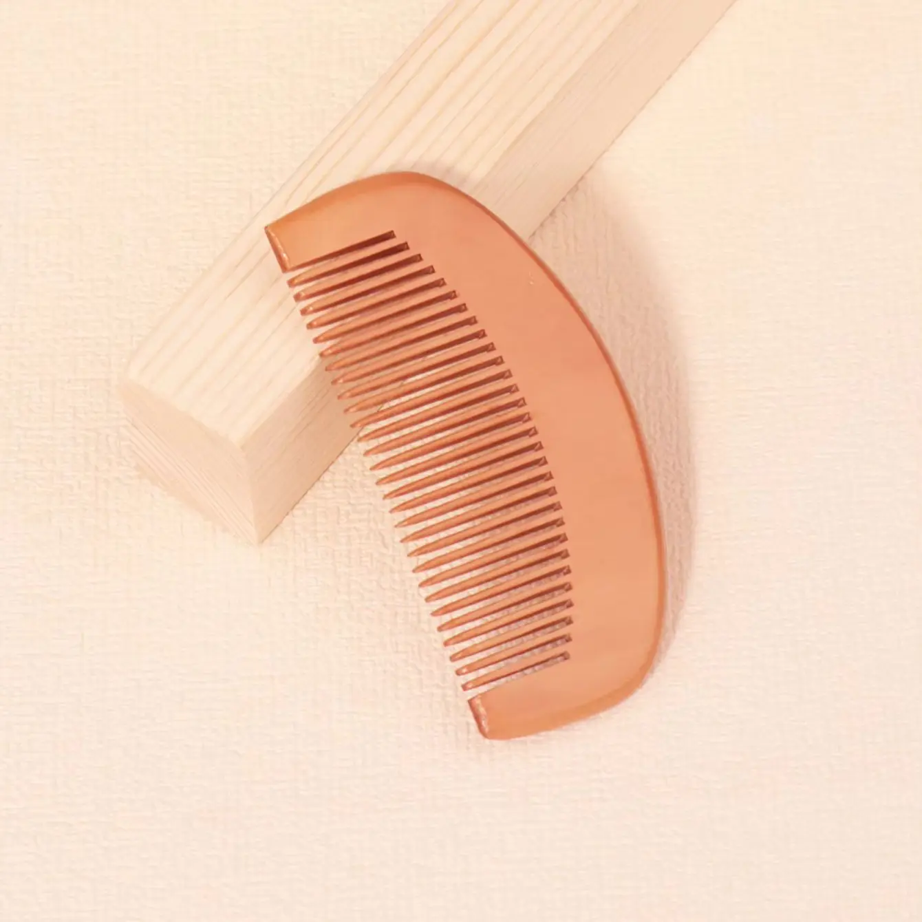 1pcs curved moon small tooth peach wood comb, fine tooth design, natural wooden curved comb, Special for real hair wigs