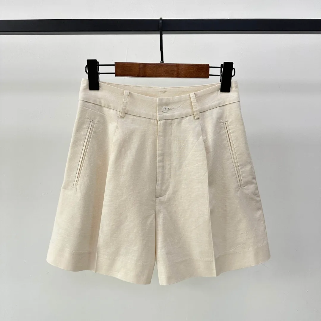 

2025 spring and summer new women's fashion loose casual solid color high waist shorts