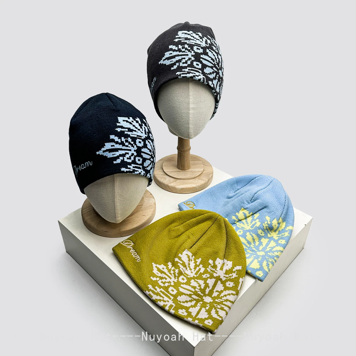 New Men Women Korean Jacquard Snowflake Letters Knitted Hats Warm Color Block Versatile Personal Beanies Retro Fashion Outdoor