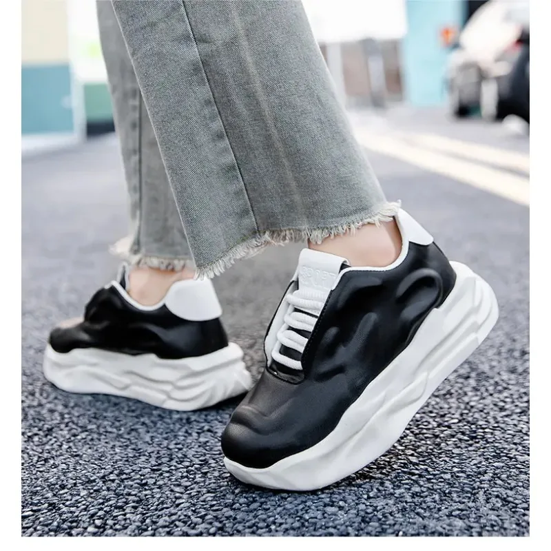 

Four Season New Fashionable and Trendy Casual Thick Sole Solid Color Simple and Comfortable Wear-resistant Men's Sports Shoes