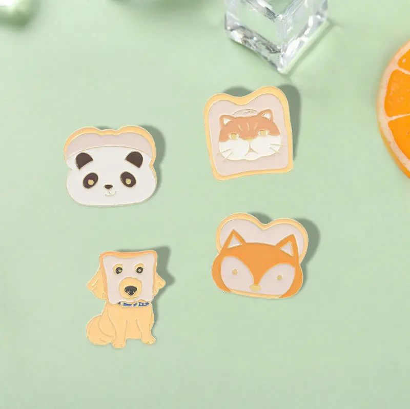 Toast Animal Enamel Pins Custom Breakfast Toast Cat Dog Fox Panda Brooch Lapel Badge Fun Cartoon Jewelry Gift for Kid Friend