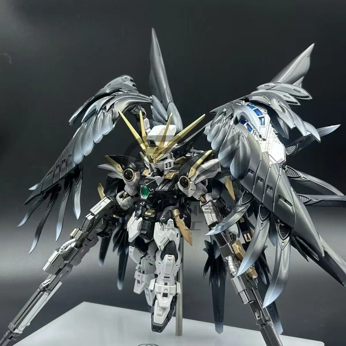 塗装済み GL MGSD ブラック スワン ウィング ゼロ Xxxg00ysw 組み立てモデルキット ウィング ゼロ EW XXXG-00W0 アクションフィギュア プラスチックモデル