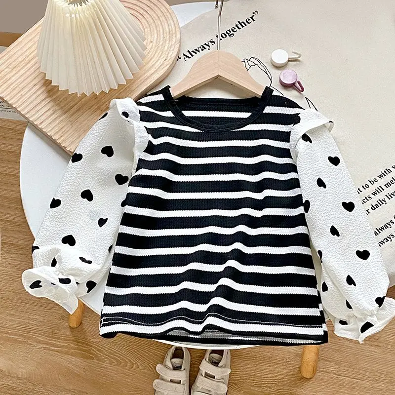 Kids Girls Heart Shaped Printed T-shirts Autumn Puff Sleeve Tops 2024 New Children Black White Striped T-shirts Cute Undershirts