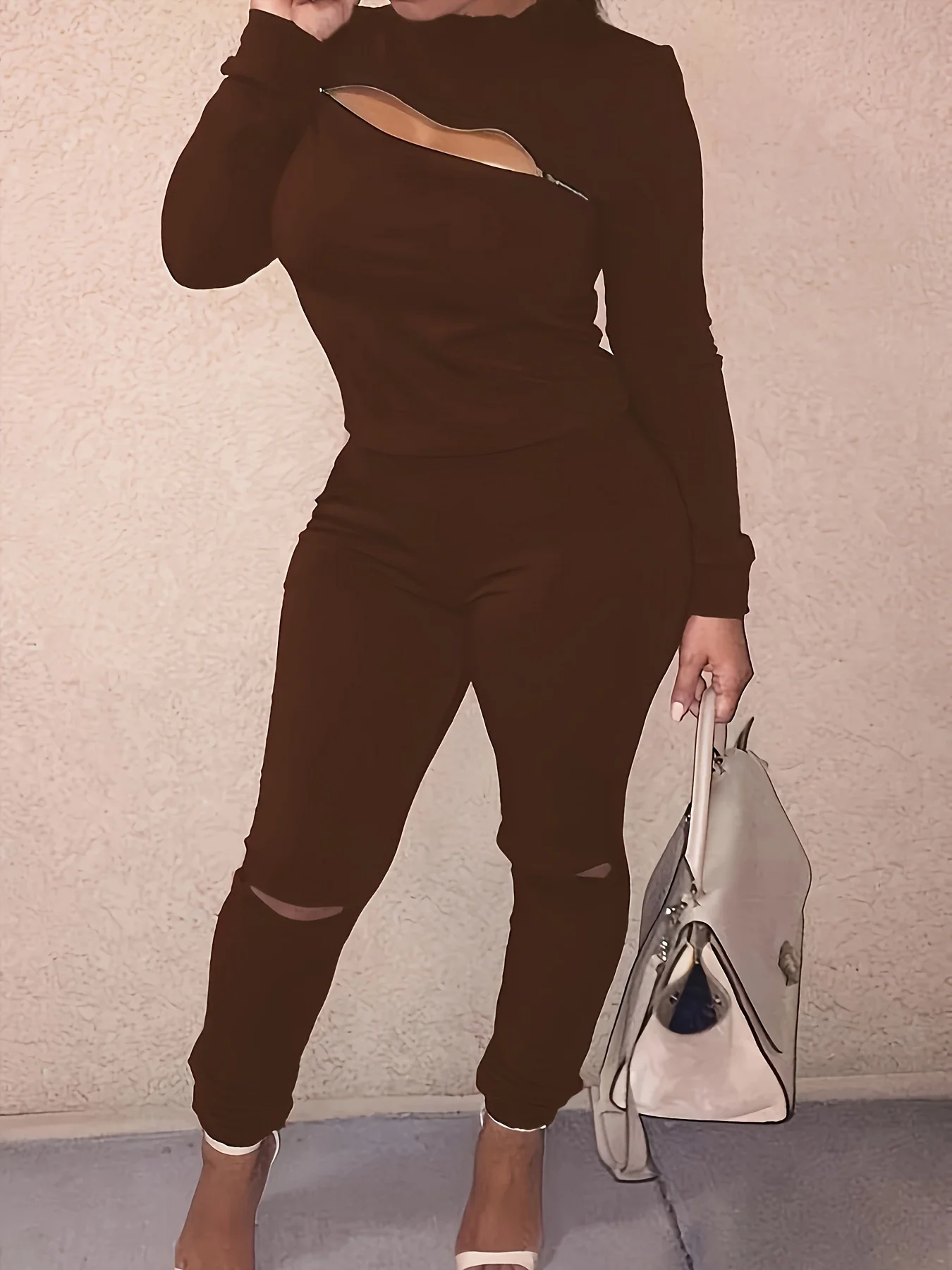 

Leisure Sports Zipper Hole Large Two Piece Set