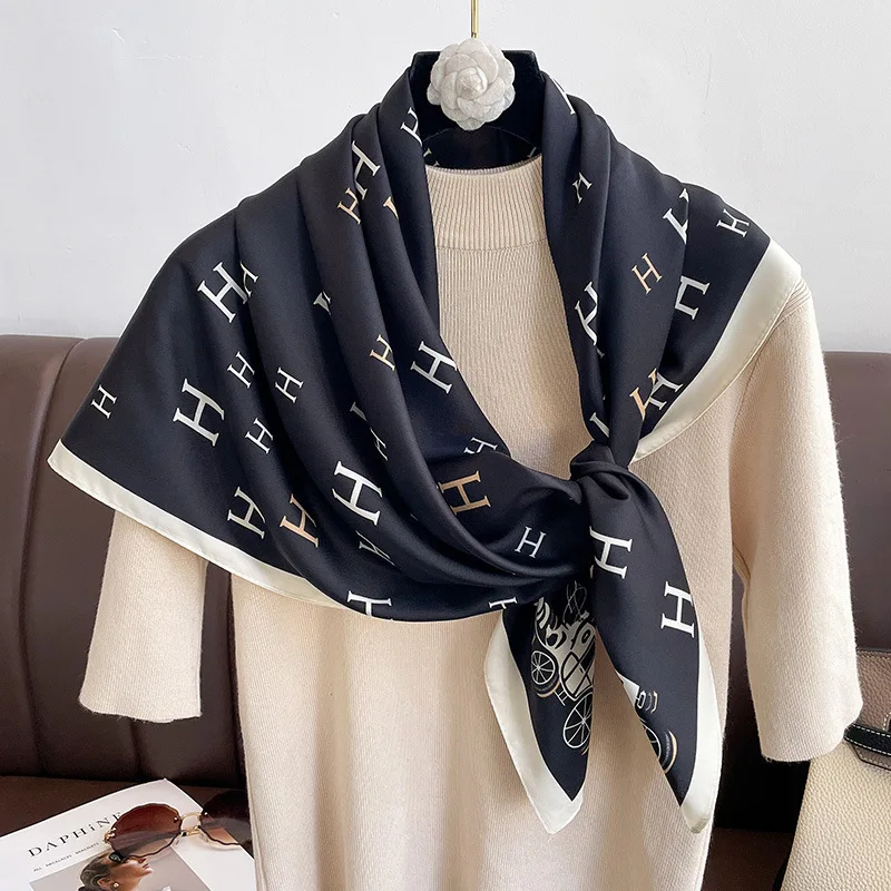 New H-letter imitation silk scarf 90cm luxurious carriage pattern twill silk square scarf elegant temperament women's shawl