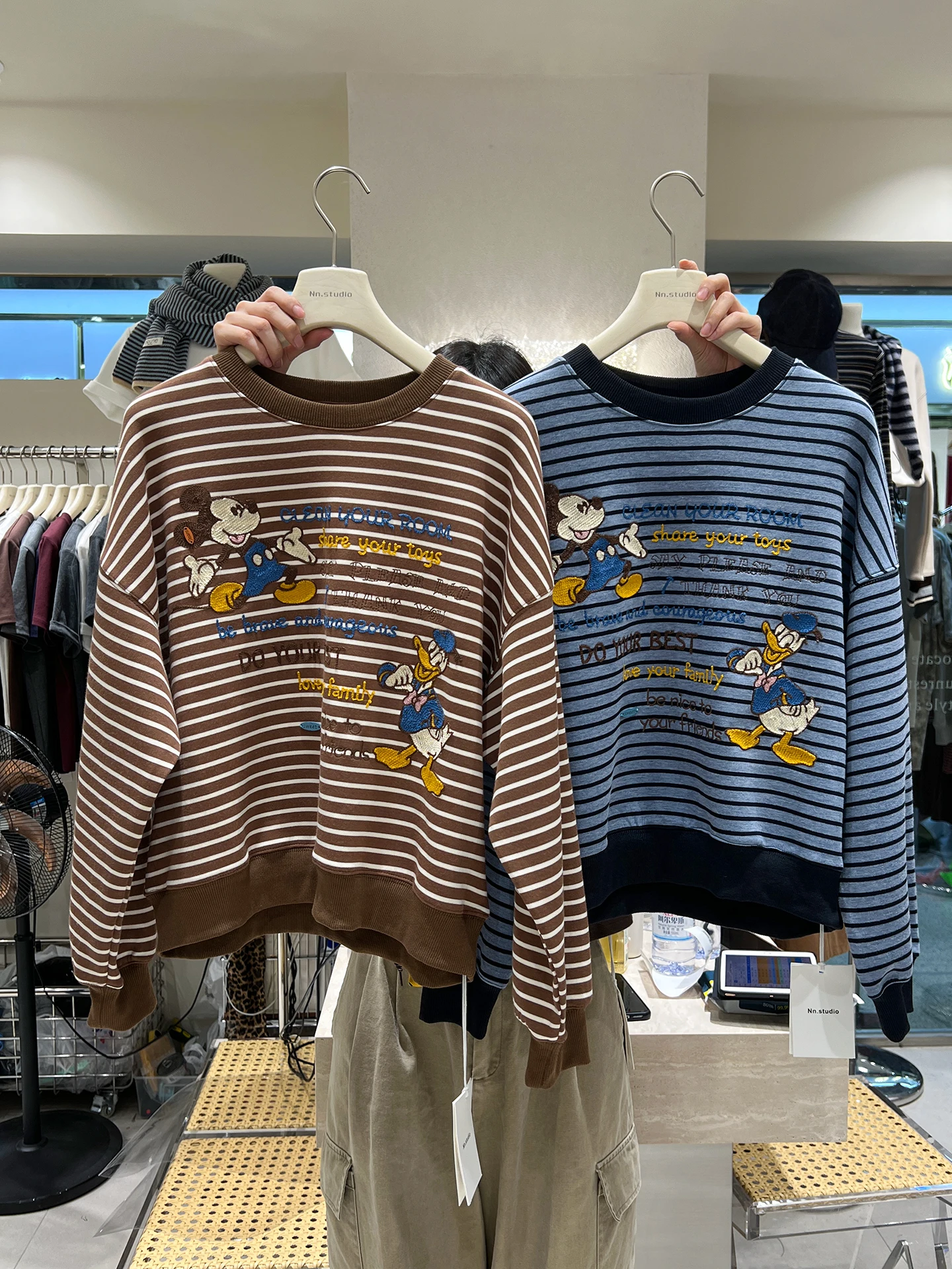 European Style Cartoon Sweatshirt for Women 2025 Autumn New Heavy Embroidery Round Neck Color Block Striped Print Top