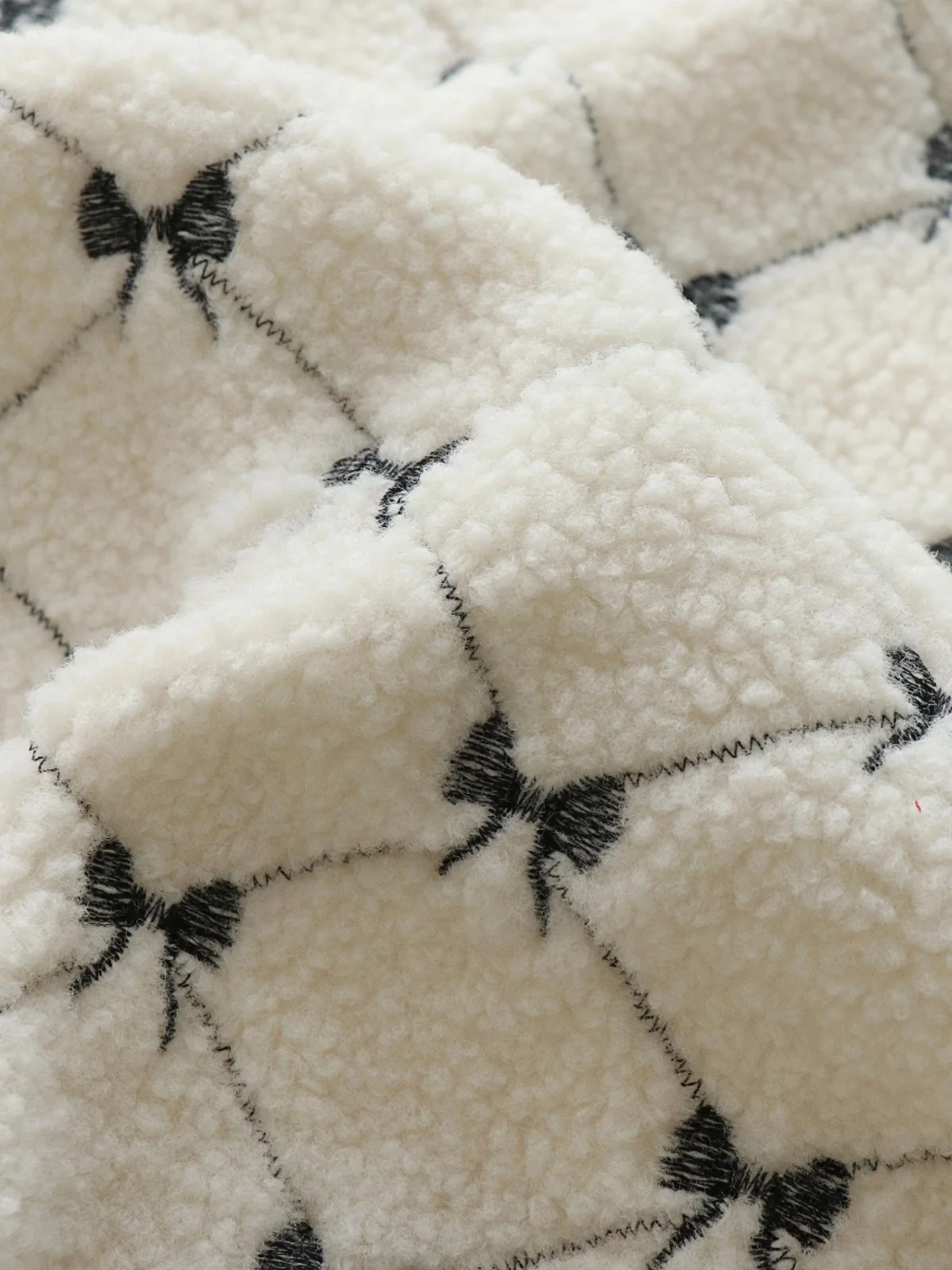 

Милый вышитый свитер из овечьего меха, подушка-игрушка, материал для рукоделия, осенне-зимний декор для дома, губчатый наполнитель