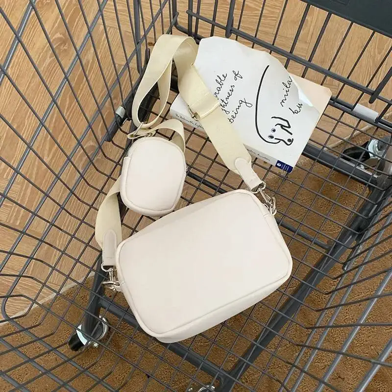 กระเป๋าสะพายข้างสายกว้างสไตล์วินเทจ เรียบง่าย แฟชั่นลำลอง สำหรับผู้หญิง กระเป๋าถือขนาดเล็ก สไตล์ Y2K สวยงาม ทันสมัย เหมาะกับการแต่งตัวแนวสตรีท