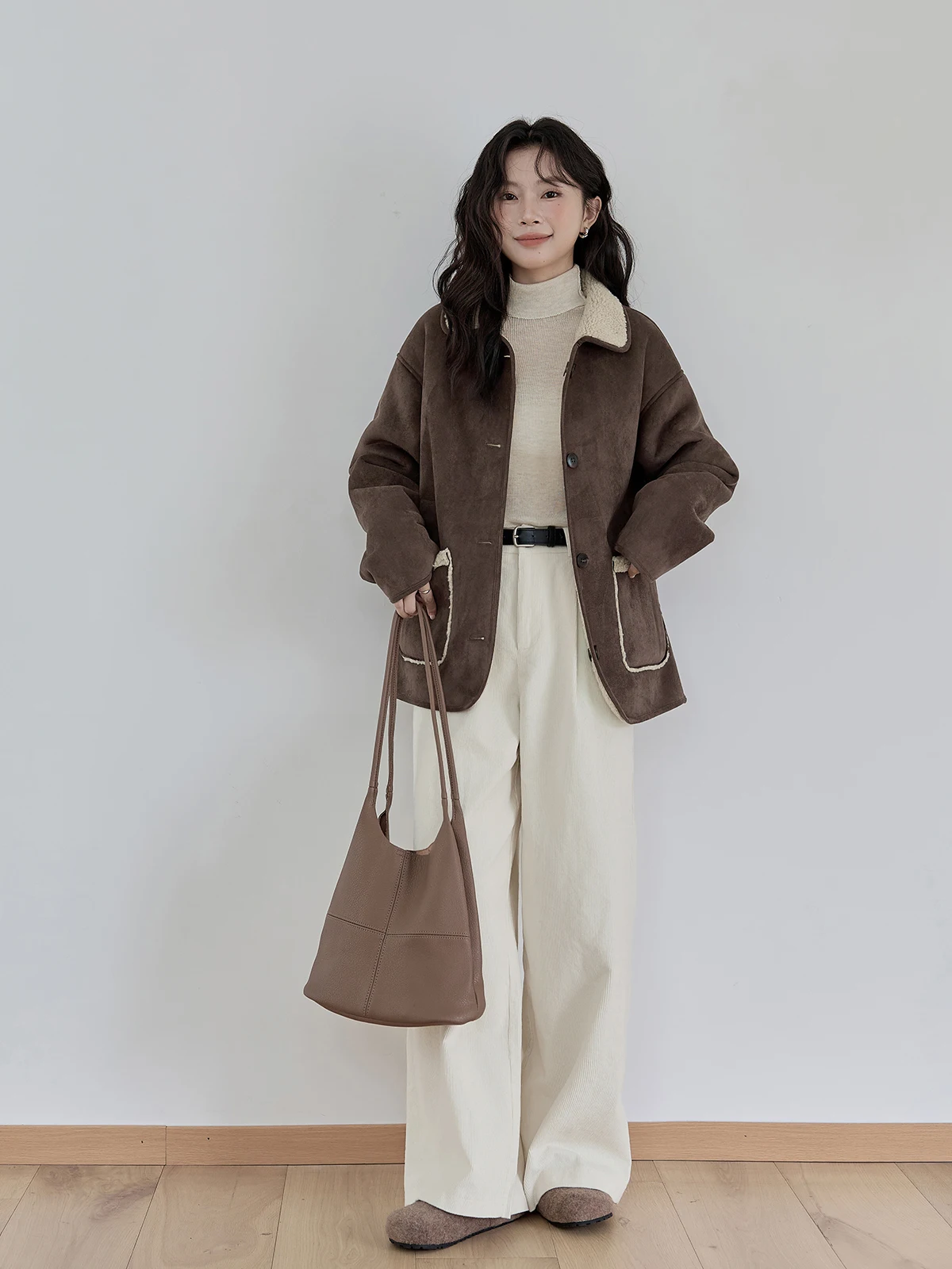 

HuiXi Double-Sided Wear Suede Jaet Women's Faionable Vintage Top Winter New Arrival Commute Sle Button Closure Long Sve