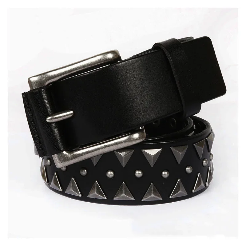 ブランドデザイナーリベットベルト男性の高級ファッションスタッズベルトゴスパンク本革ウエストバンドヴィンテージトレンディなストラップオンリーシュ