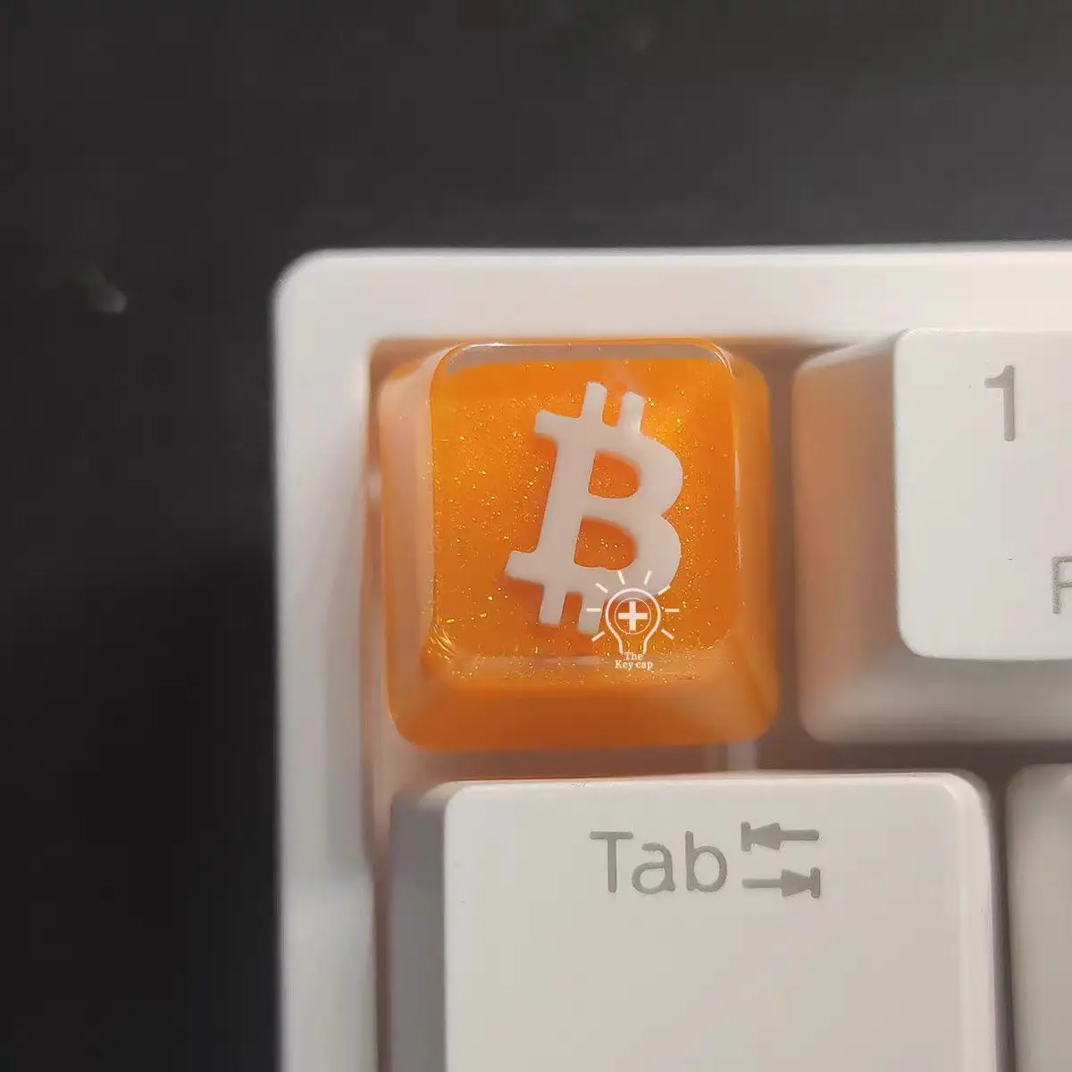 Individual Keycap White Black Golden Orange Bitcoin Key Cap Mechanical Keyboard Resin Transparent Stereoscopic Euphotic Keycap