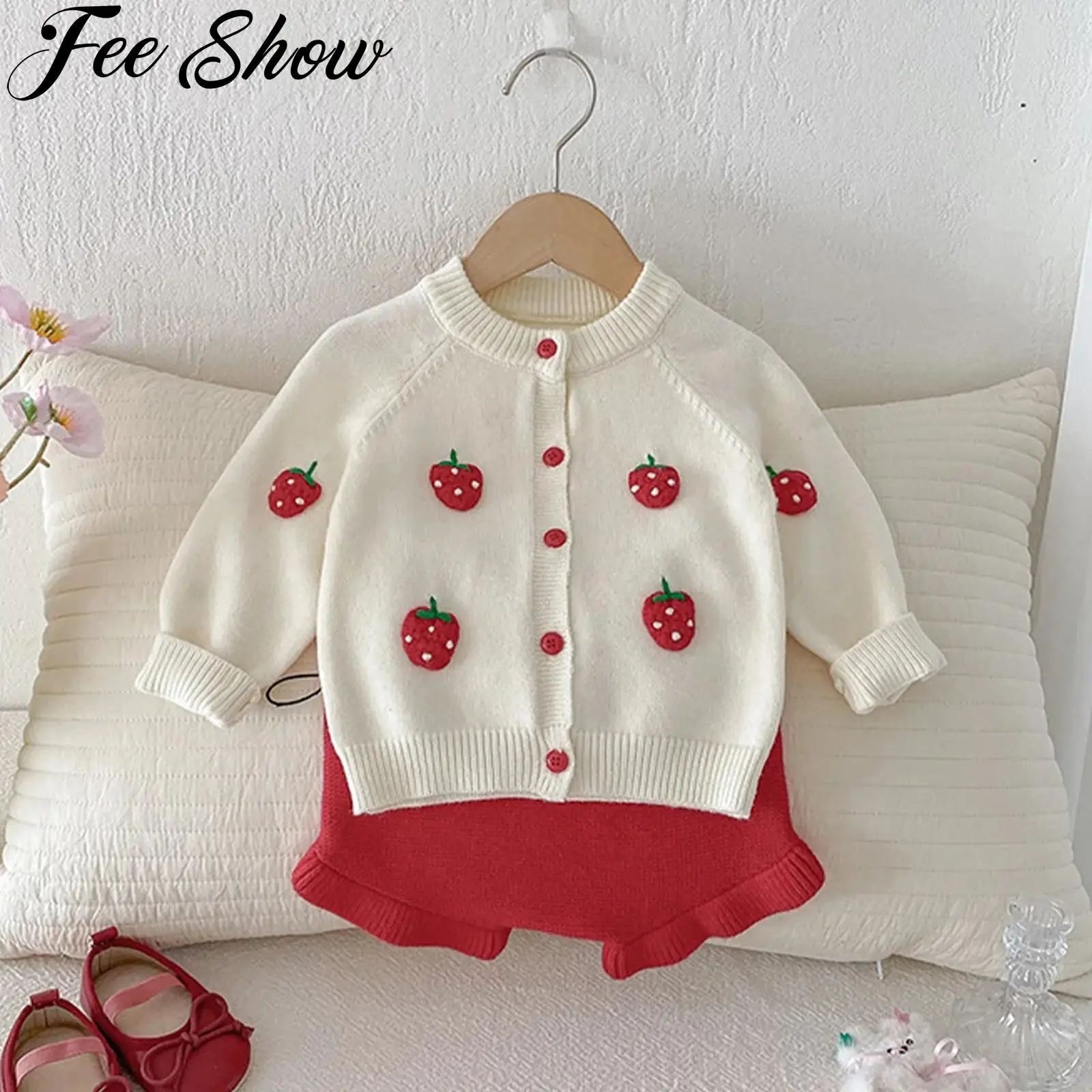 

Infant Baby Girls New Autumn Knit Clothes Set Strawberry Embroidered Knitted Cardigan Coat with Red Shorts Children Casual Wear