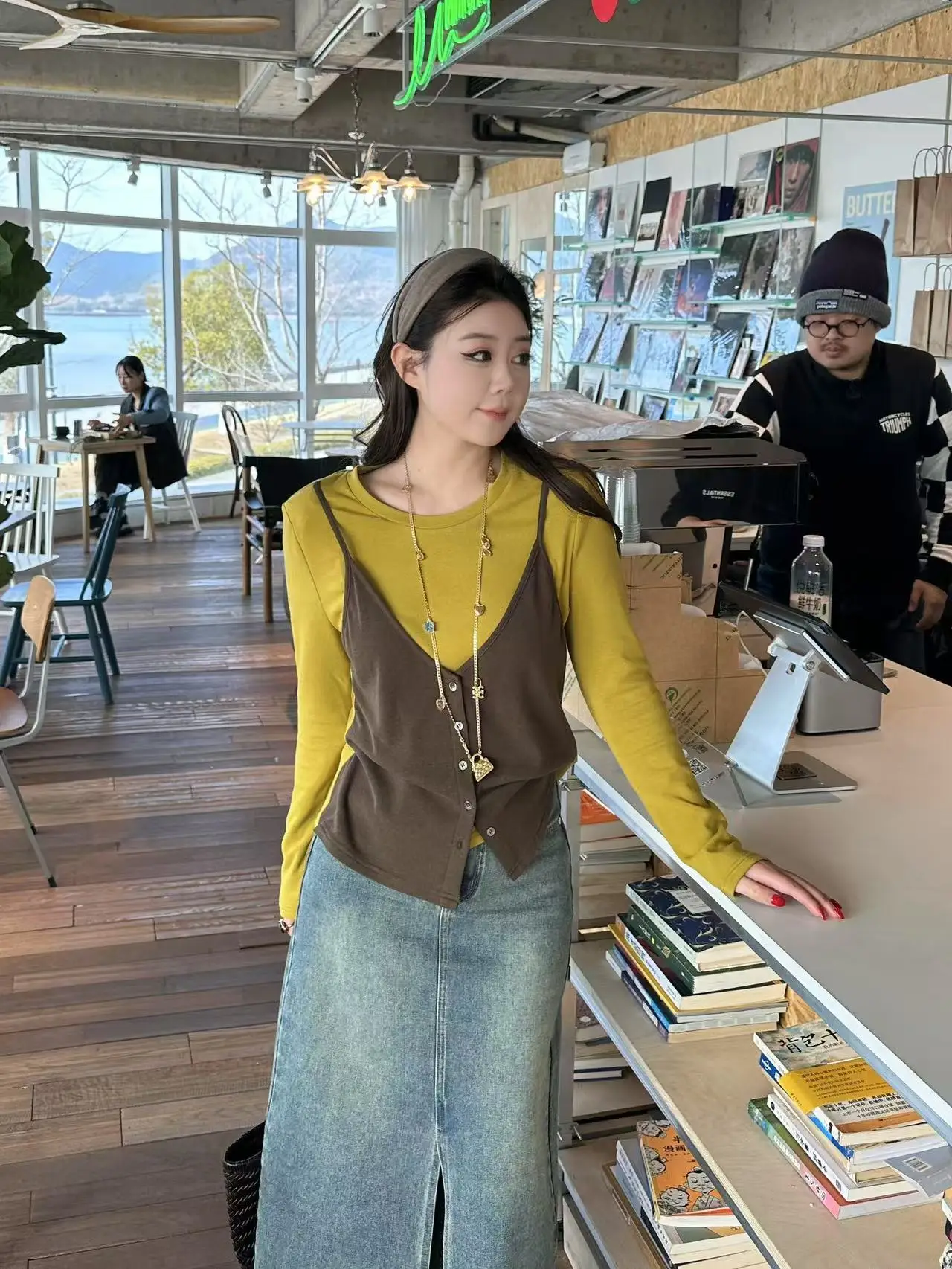 

Женская футболка больших размеров Qiqi в скандинавском стиле, ранняя весна, комплект из двух предметов, с эффектом пэчворк, приталенный крой, длинный рукав, круглый вырез