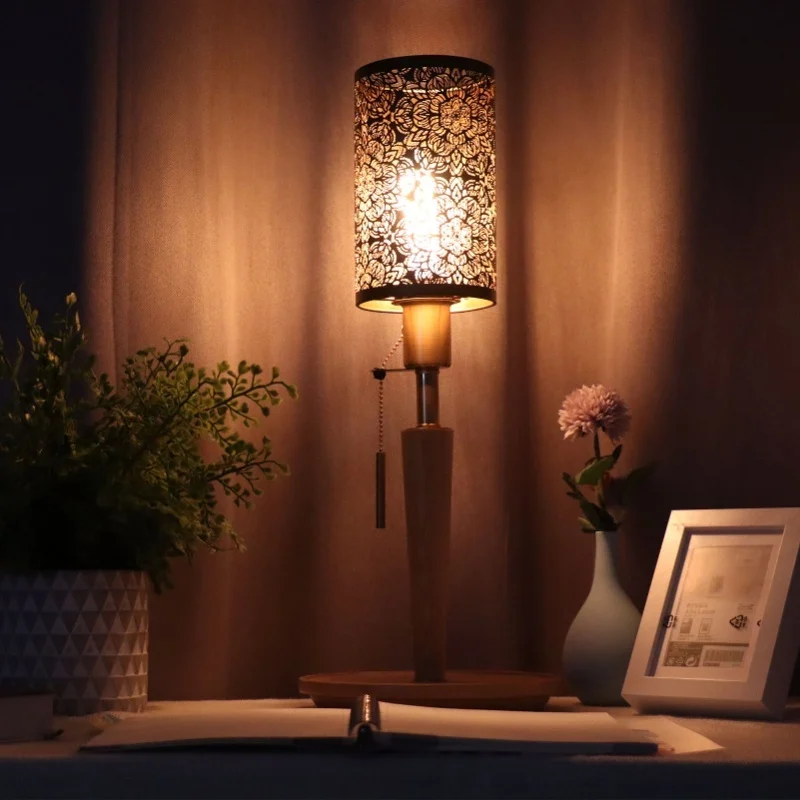 غطاء مصباح نحت مجوف معدني أسطواني نمط دائري E27 E26 انفصال منضدة الزخرفية الجدول غطاء مصباح