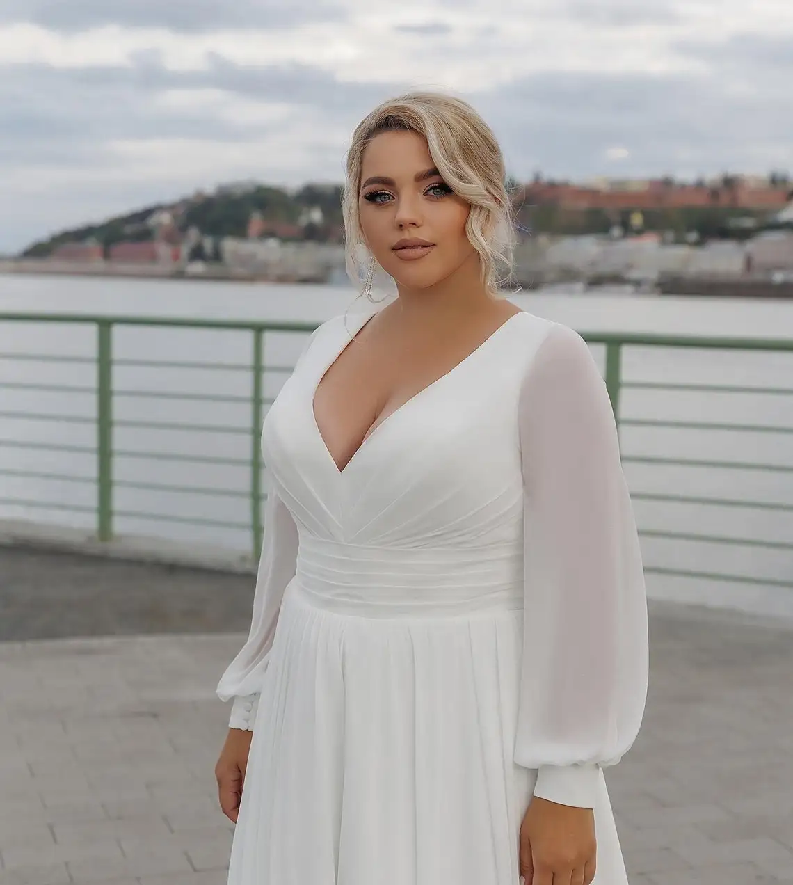 Chiffon Plus Size Wedding Dresses 2024 Full Puffy Sleeves A Line V Neckline Long Bride Gowns Women Elegant Simple Bridal Dress