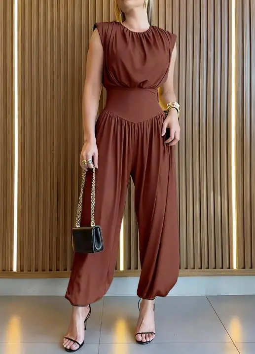 จั๊มสูทผู้หญิงใหม่ประจำฤดูร้อนปี 2026 สีพื้น คอกลม แขนกุด ดีไซน์หลังเว้า มีสายรัดเอว ผ่าข้าง ขาผูกเชือก