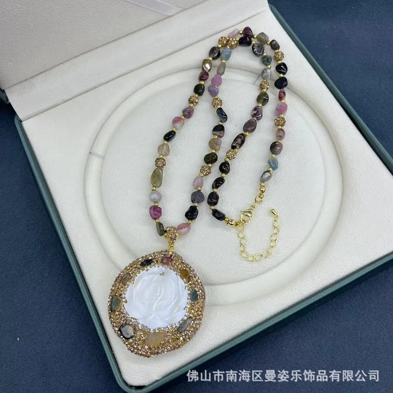 DIY accessories Live stream new natural shell inlaid tourmaline sweater chain medieval jewelry handmade necklace manufacturer di