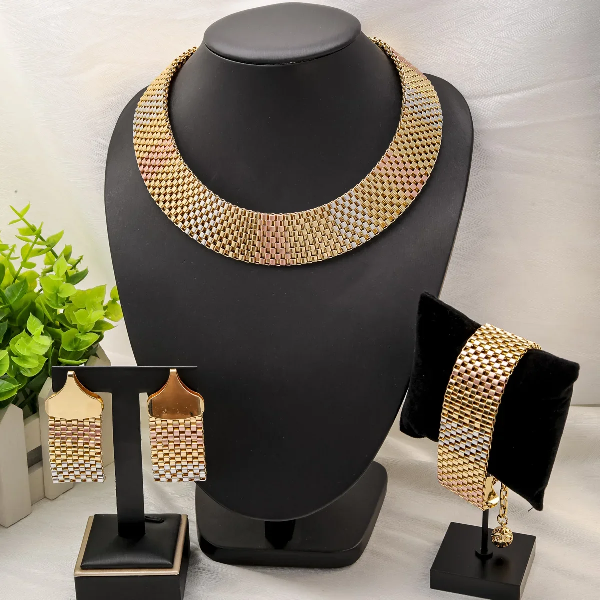 Italy Dubai 18K Gold Plated Jewelry Sets for Woman Classic Tricolor Design Necklace Earrings Bracelet Fashion Wedding Set