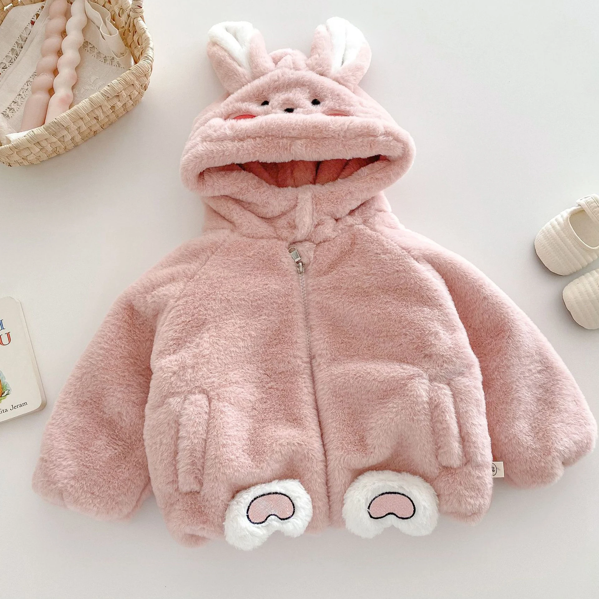 Winter Girls' Plush Jacket 0-5 Year Old Baby Girls Thickened Loose Hooded Coats Top Korean Kids Zipper Warm Outerwear