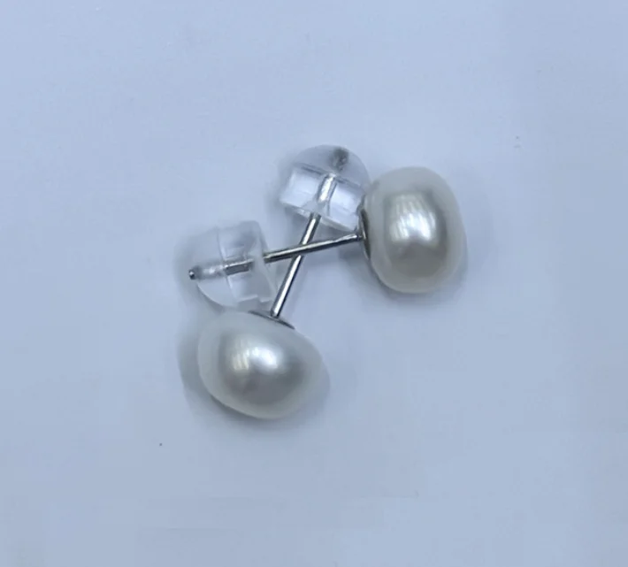 

New charming genuine natural sea white pearl earring