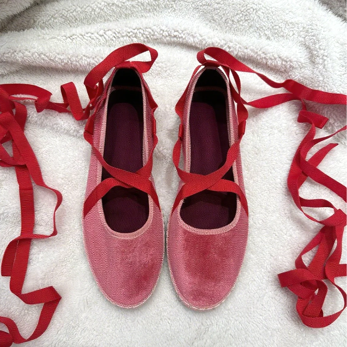 

Handmade Velvet Lace Up Mary Jane Flat Ballet Shoes for Women Hand Stitch Casual Streetwear Pumps Female Solid Color Red Cloth
