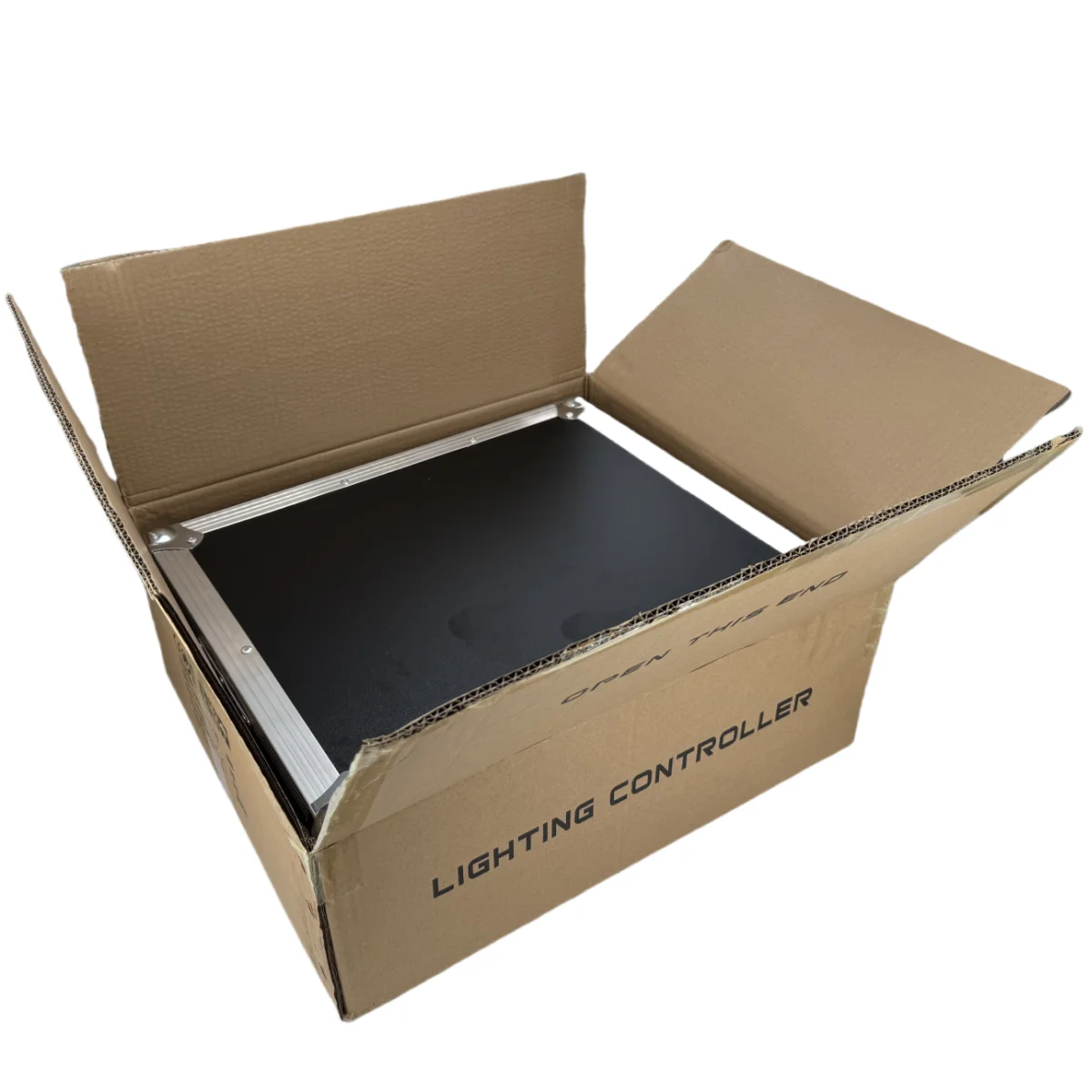 1024 DMX-console met flightcase DJ DMX 512-controller Geschikt voor Moving Head Light Par Light Series Podiumlichtapparatuur