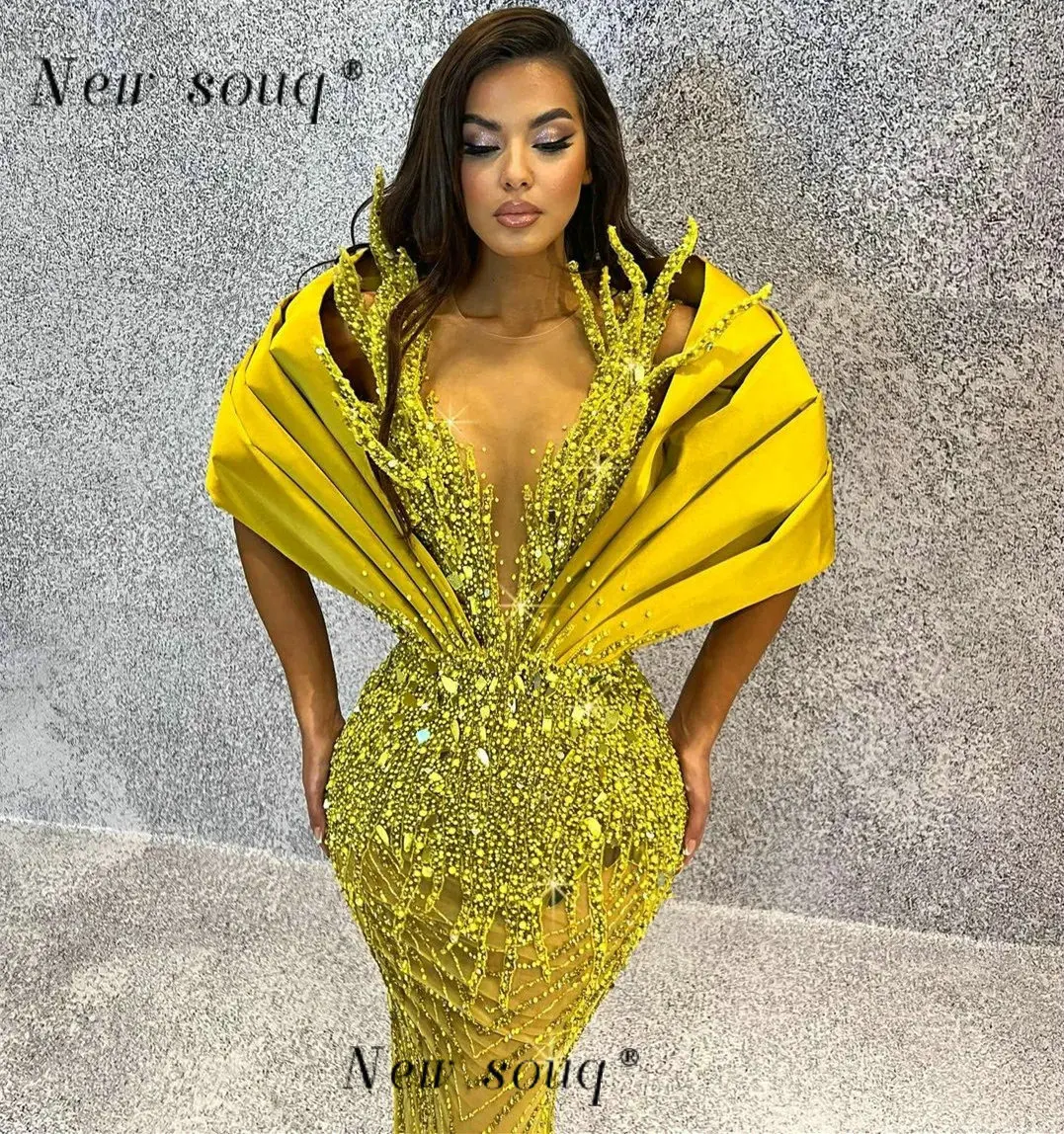 Arabic Muslim Gold Mermaid Evening Dresses with Bolero Wrap 2023 Middle East Sparkly Beaded Sequined Wedding After Party Gowns