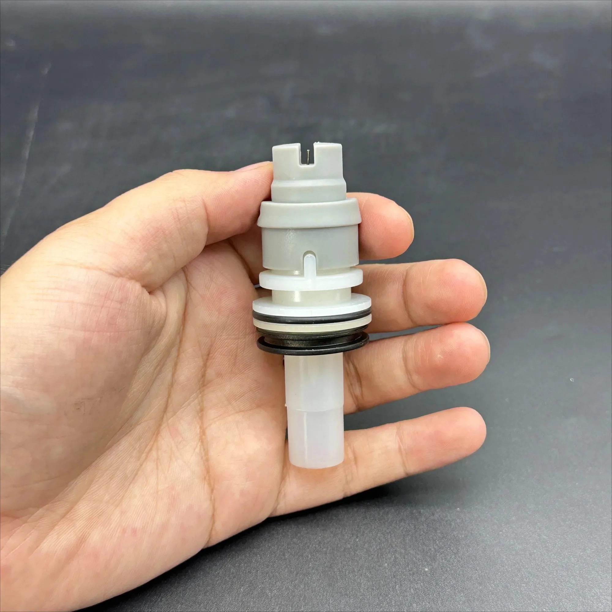 Medium Flat Spray Nozzle 910027640 Competitive Price Powder Coating Spray Gun 900016321 Flat Electrode Support for Metal
