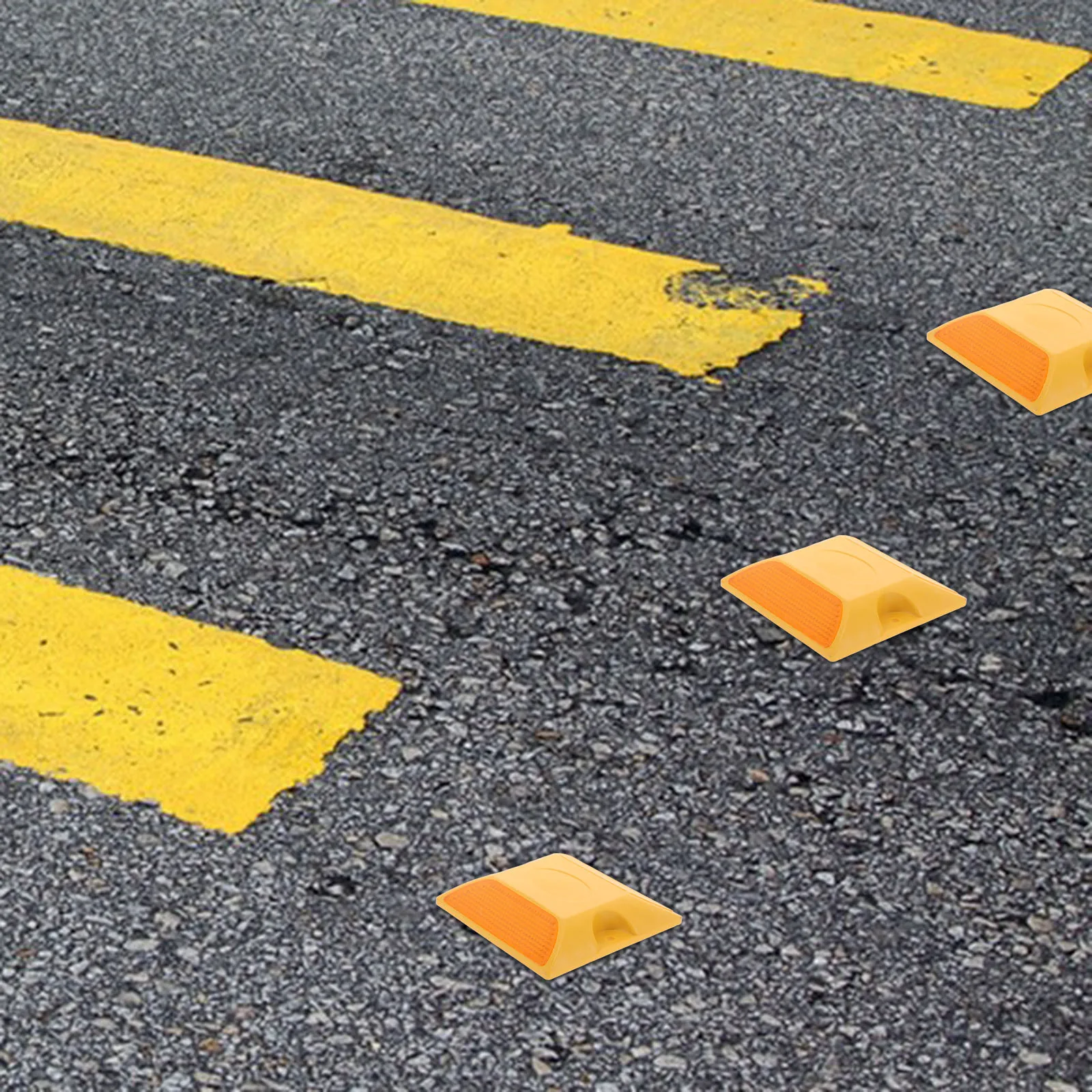 4pcs Dual-Sided Reflective Road Markers Durable Weather-Resistant For Highway Driveway Sidewalk Street Pavement Safety