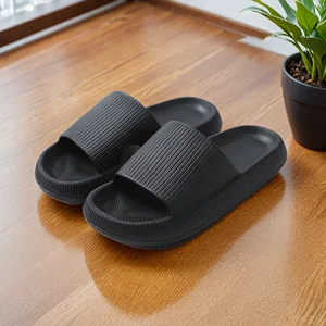 Men's Thick Bottom EVA Indoor Home Slippers Anti-Slip Suitable for Outdoor Wear Comfortable Home Slippers for Men