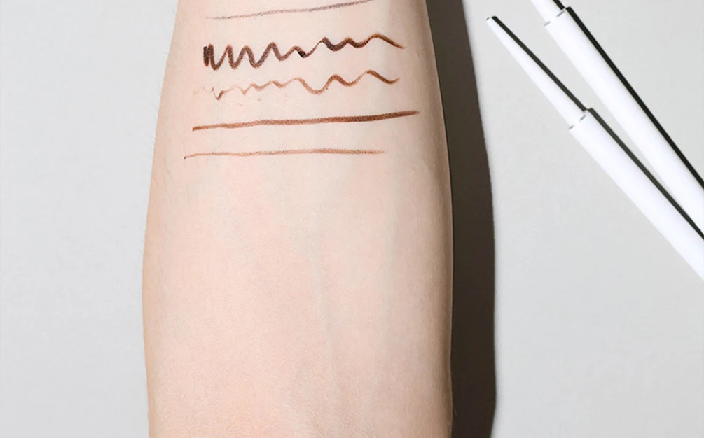 Caneta delineadora de cabeça dupla personalizada, caneta gel de longa duração, à prova d'água, secagem rápida, vegana, sem manchas, maquiagem de marca própria natural, atacado