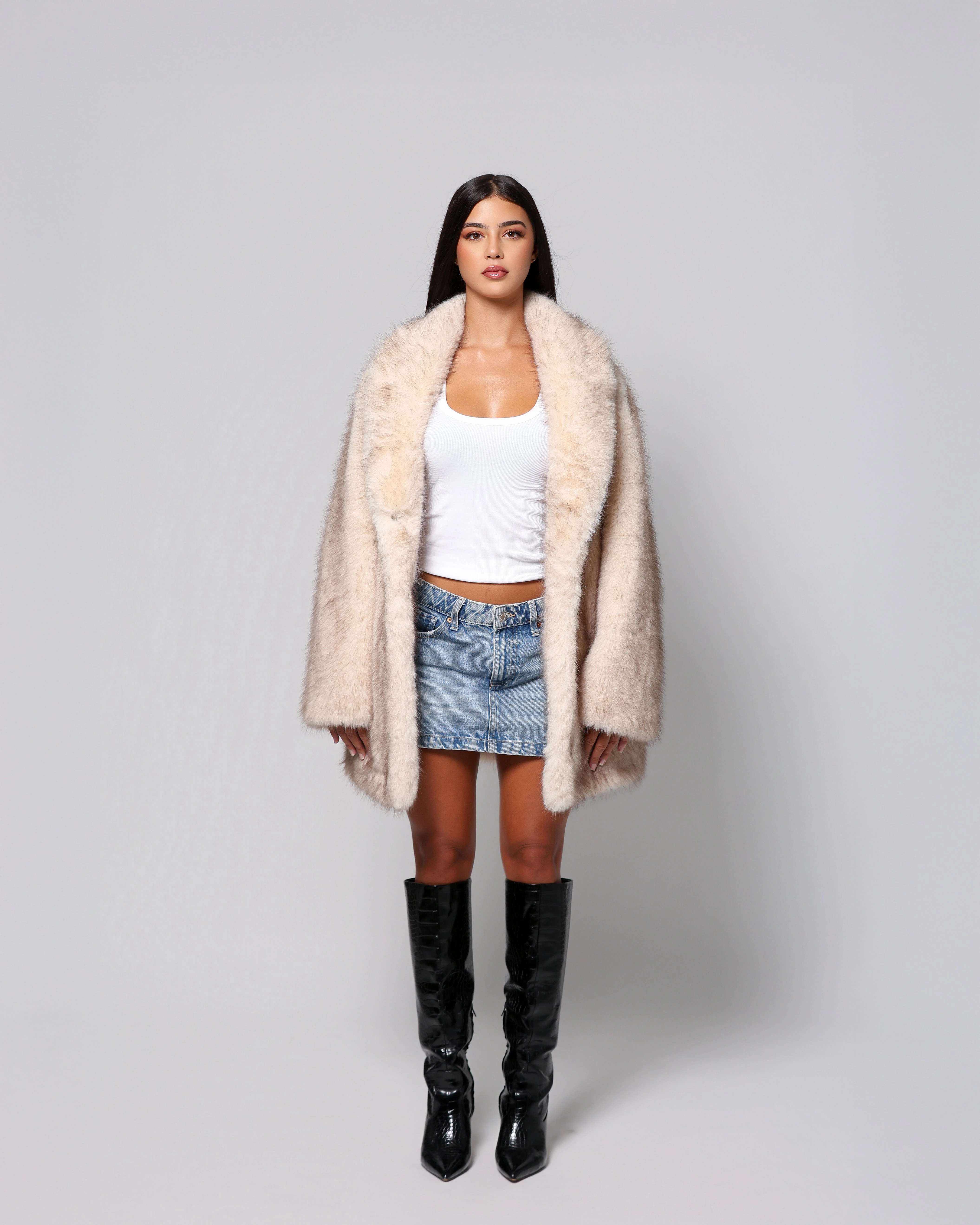 Laur 2026 Women Faux Fur Coat Oversized Fluffy Lapel Mid-Length Jacket Winter Warm Loose Outerwear Streetwear