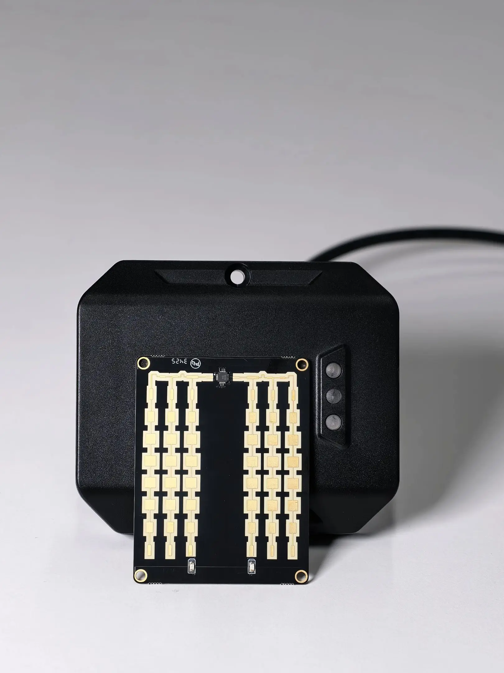 TR20VDA TR20VDM TR21A TR21M เรดาร์คลื่นความถี่มิลลิเมตร 240 กม./ชม. เซ็นเซอร์/เรดาร์วัดความเร็ว ระบบตอบสนองความเร็วแบบเรียลไทม์ การวัดความเร็วของยานพาหนะ