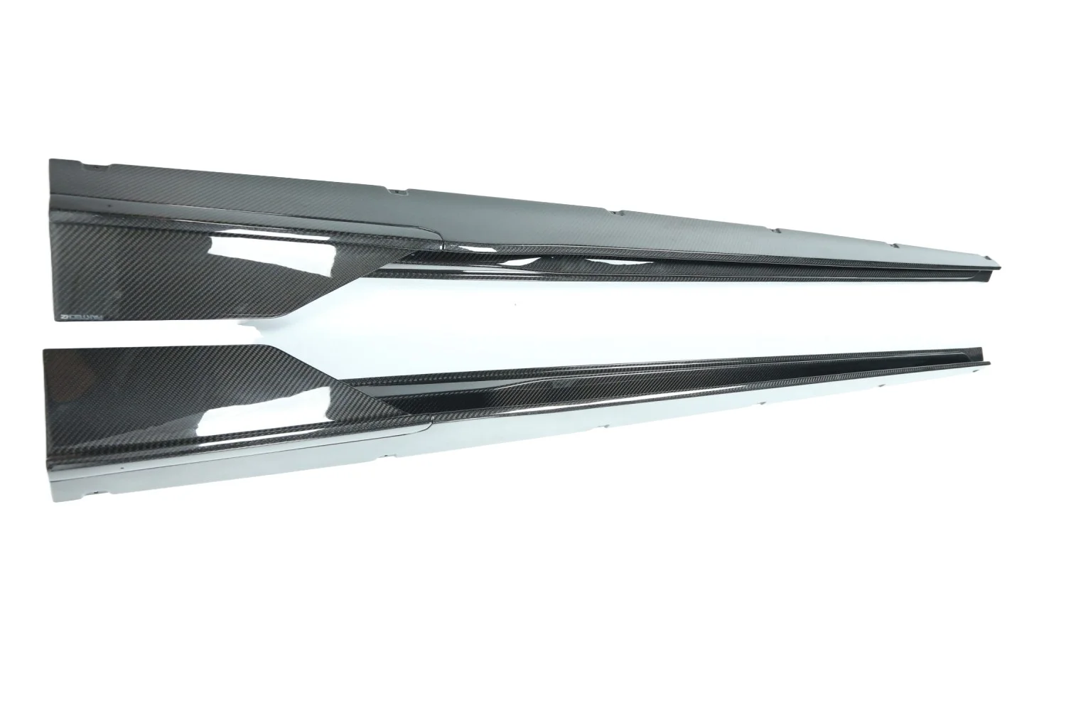 Perfect Fitment Dry Carbon Fiber Car Bumper Side Skirt for  M8 F91 F92 Coupe PT Extended Side Skirt Rocker Panels