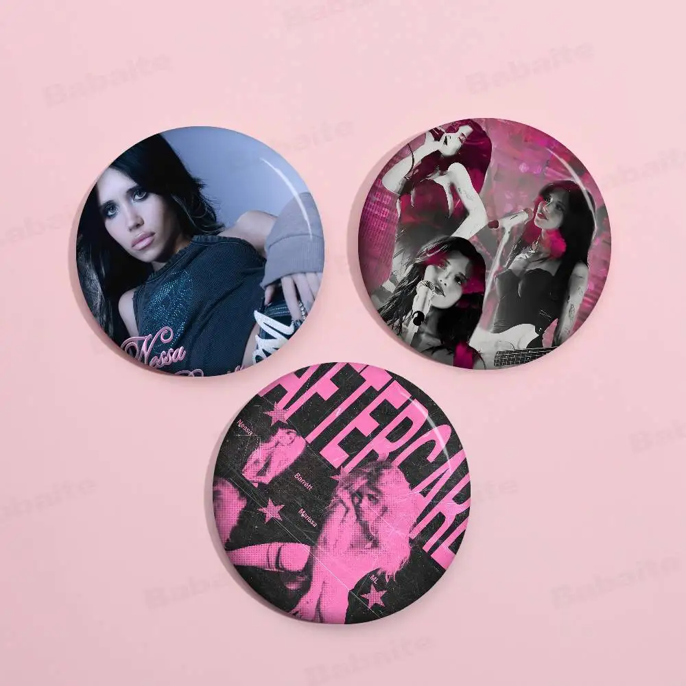 نيسا باريت سنجر دبوس زر ناعم مشرق مطبوعة أيقونة هدية للأصدقاء شارة طوق بروش التلبيب دبوس معدني