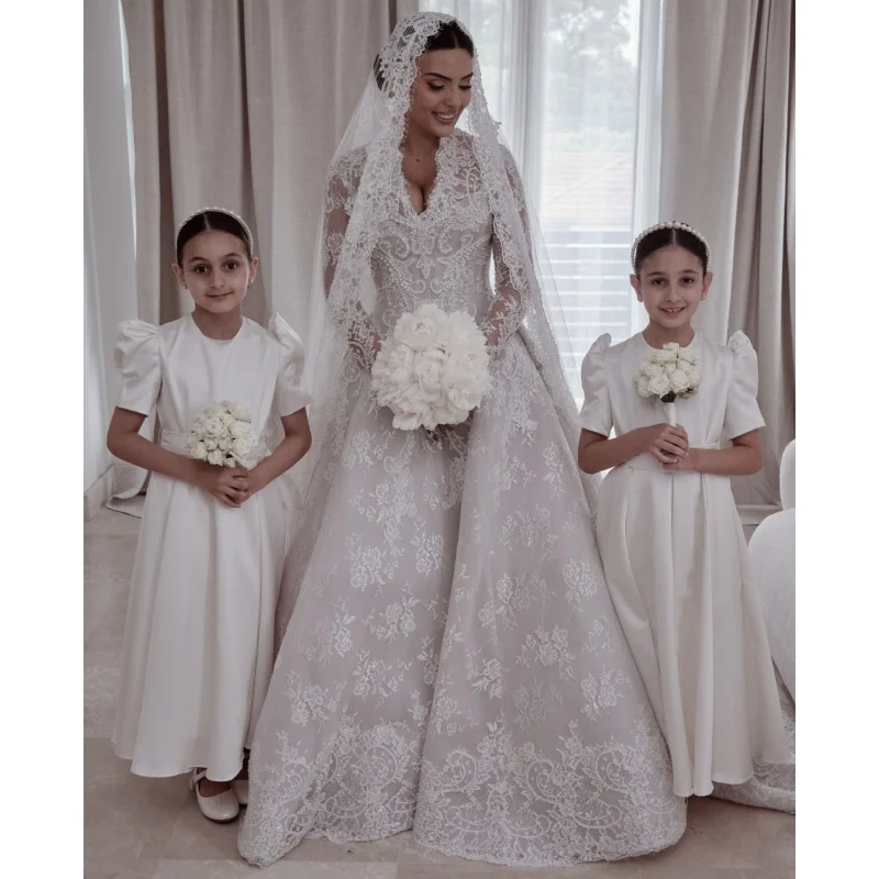 

Customized 2026 New Beige Princess Dress Wedding Dress V-Neck Long Sleeved Pearl Lace Decal Decoration Vestido De Novia