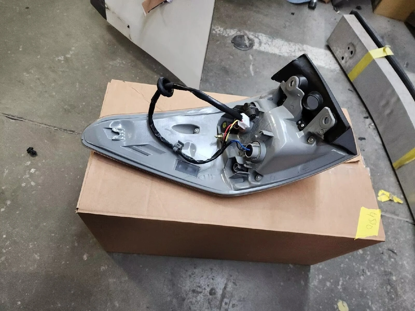 81550-0E320 81560-0E320 Left Rear Tail Lamp Light for 2023 RX350 RX350h RX500H F Sport