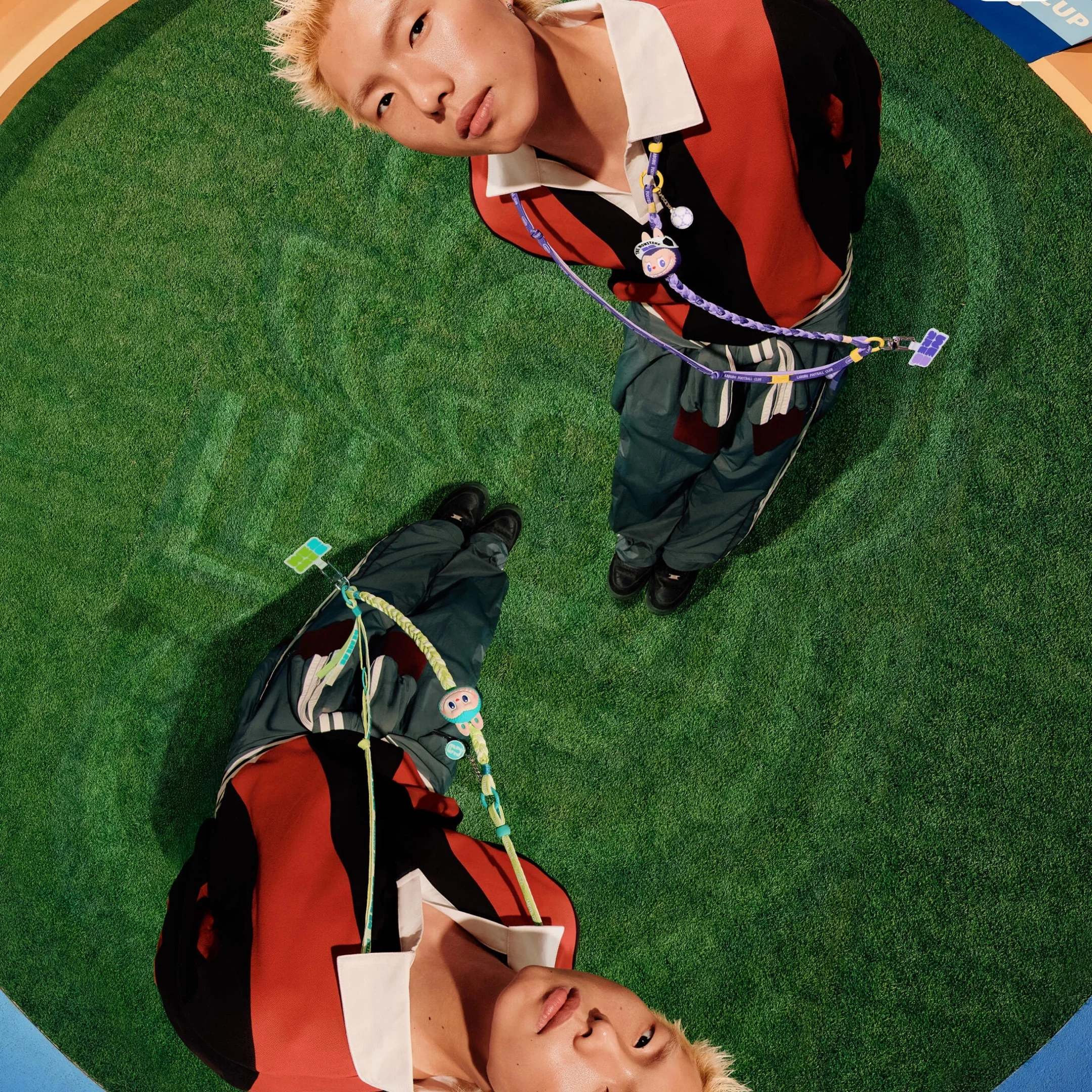 

POP MART Labubu The Monsters Fifa Series: Оригинальный набор-сюрприз (Blind Box) с ремешком для телефона, игрушками-сюрпризами, украшениями для сумок и фигурками