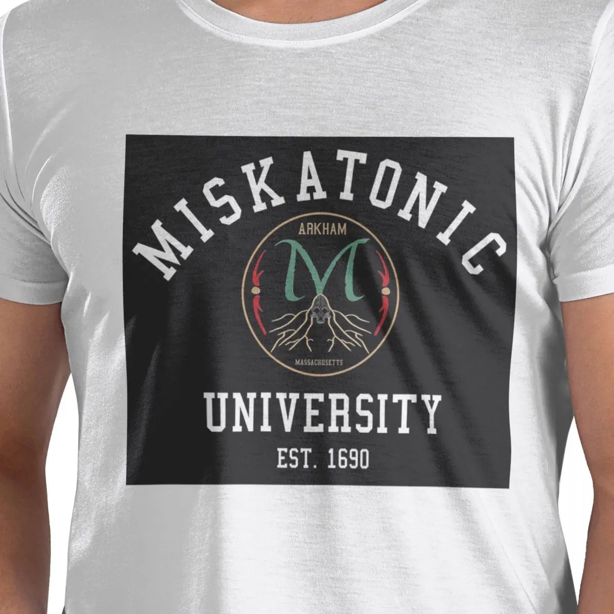 

Call Of Cthulhu Necronomicon Miskatonic University Cthulu And Lovecraft T-Shirt Men's Classic T Shirts Men O-Neck Short Sleeve