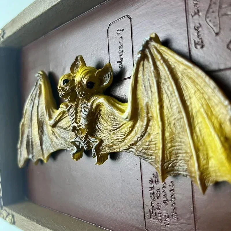 3D Resin Double Headed Bat Specimen Statue Halloween Wall Hanging Retro Home Decoration Bat Statue Frame Display Painting
