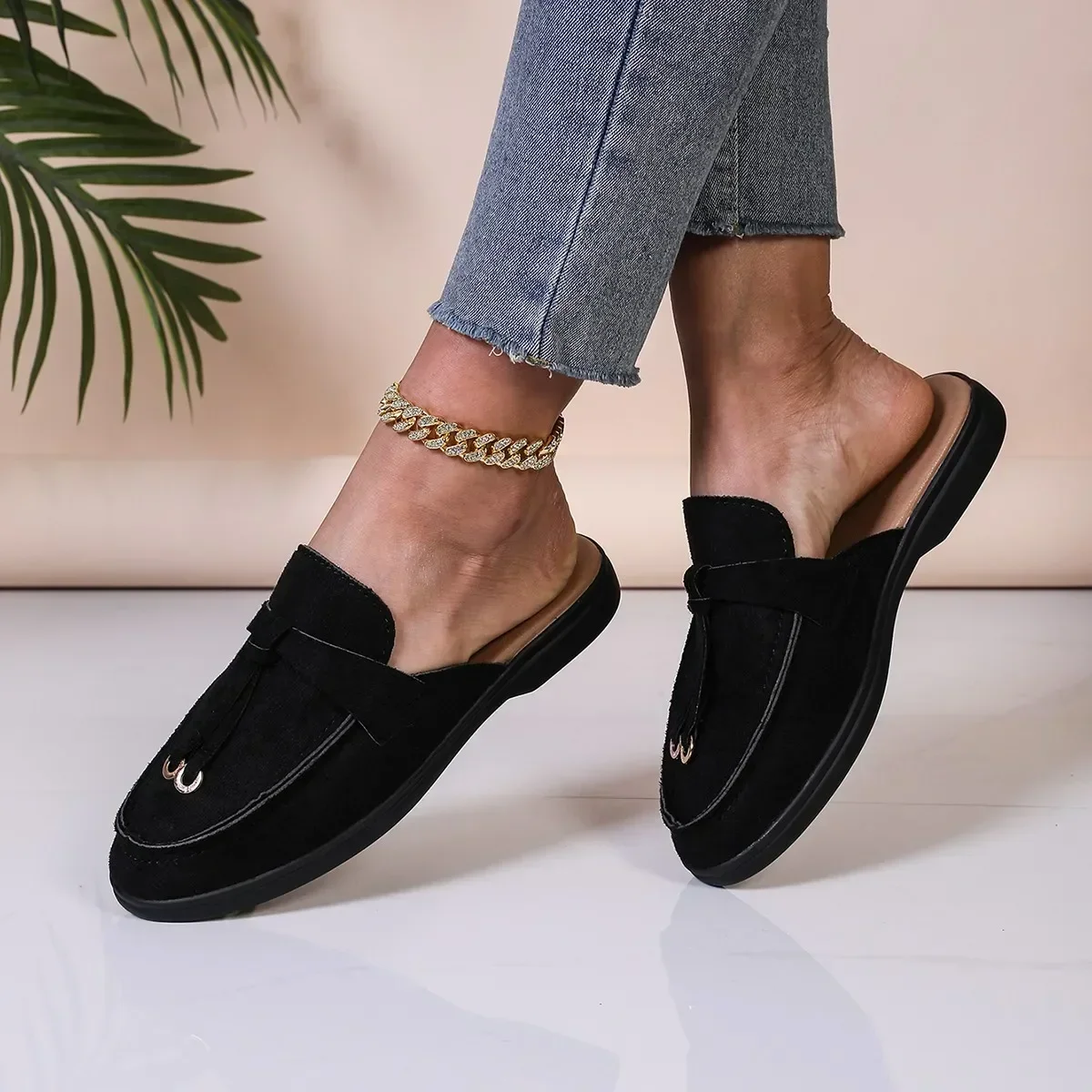 Neue lässige Mules mit flachem Boden, Loafer mit Quasten und Schnallenverschluss, modische Damenschuhe, Markenschuhe mit Metallschnalle, bequeme Slip-on-Schuhe – Detail 3