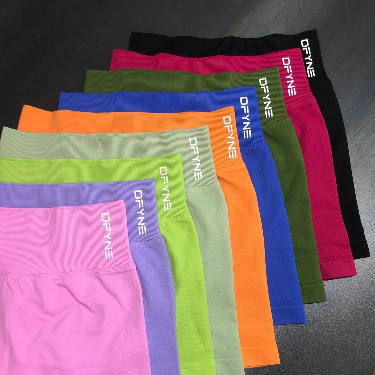 Dfyne-pantalones cortos dinámicos de 4,5 pulgadas, Shorts de Yoga sin costuras, banda acanalada de cintura alta, elásticos, para gimnasio,