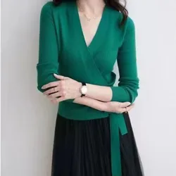 Abbigliamento donna moda Chic scollo a v lavorato a maglia Top primavera autunno morbido solido maglieria ufficio signora pendolare semplicità Pullover accogliente