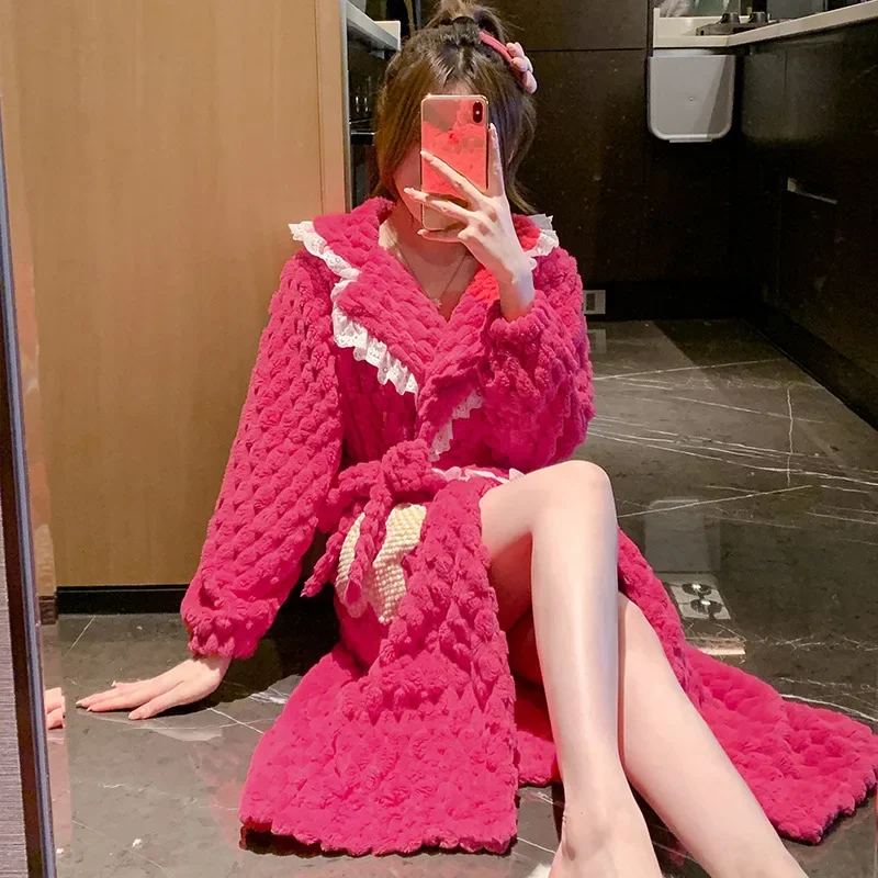 Thick Shower Robes Sweet Flower Pocket Bathrobe Women Soft Coral Fleece Nightgown Kimono Intimate Lingerie Winter Loungewear