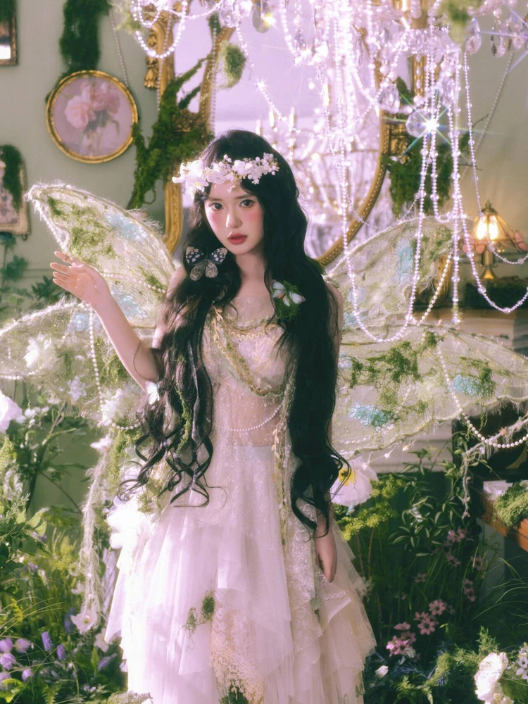 

Spring 2026 Fairy Girl Oil Painting Style Atmosphere Sensation Photo Artistic Portrait Clothing Ethnic Stage Costume